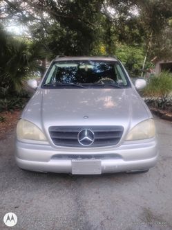 2000 Mercedes-Benz M-Class
