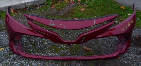 USED REF#U0394 || 2018-2021 TOYOTA CAMRY || FRONT BUMPER COVER ONLY