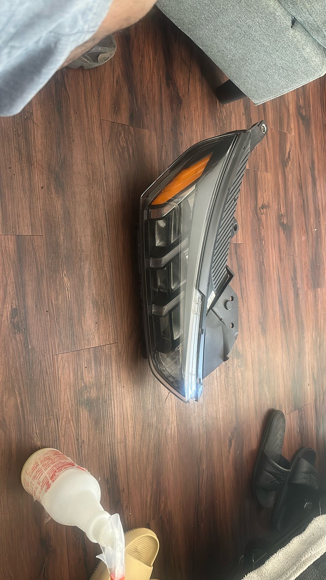2020/2021/2022 Hyundai Ioniq Right Headlights