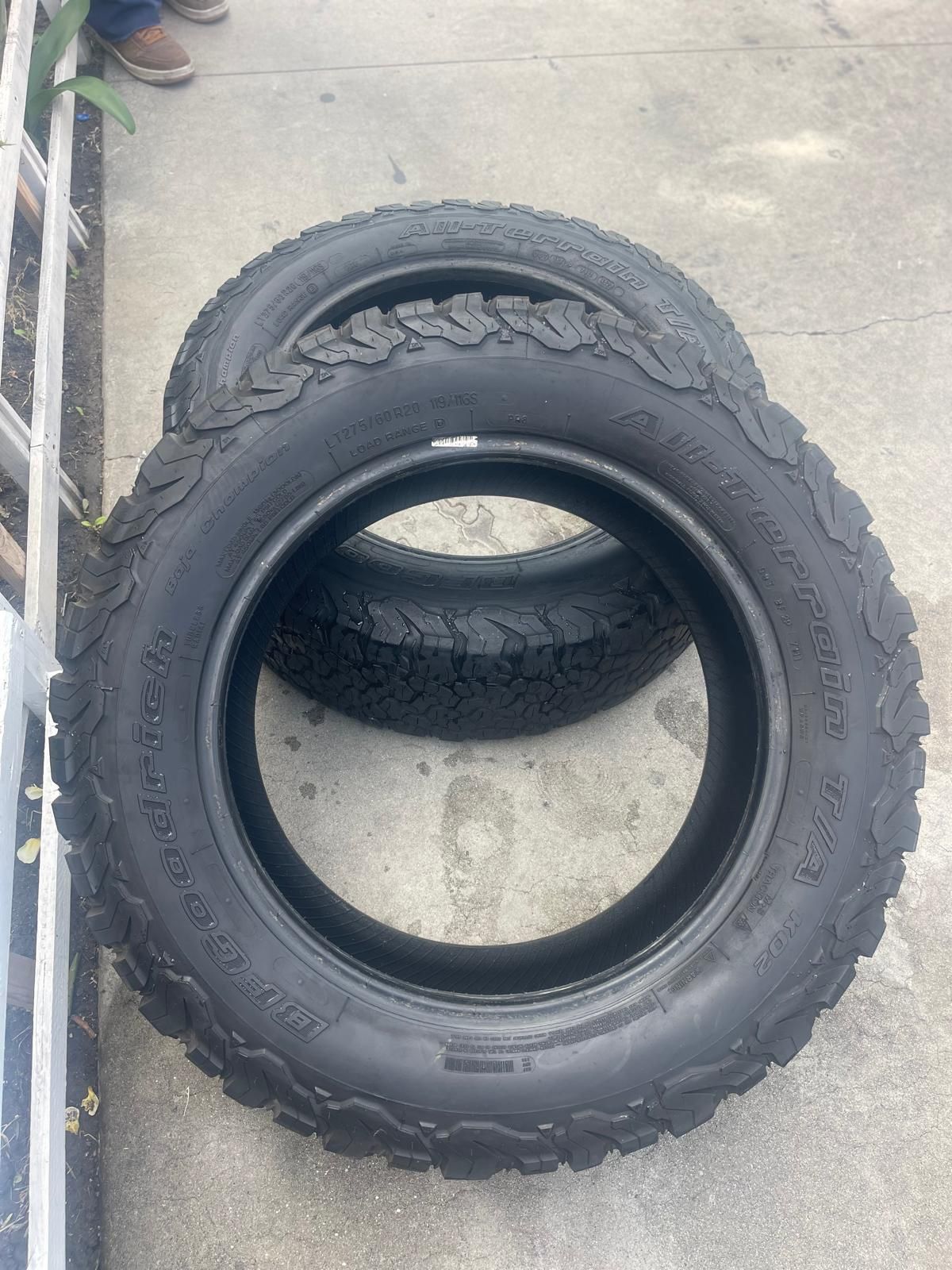 LT275/60R20 All-Terrain T/A Ko2 BfGoodrich