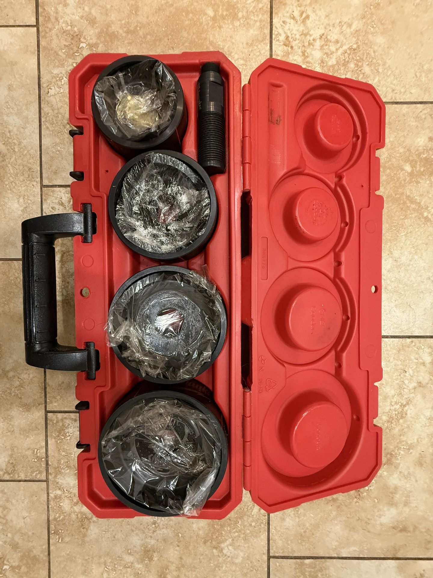 Milwaukee 49-16-2695 Milwaukee Exact 2-1/2” to 4” Knockout Set