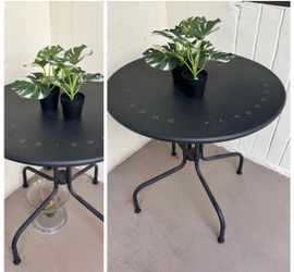 Black IKEA Round Metal Outdoor Patio Table