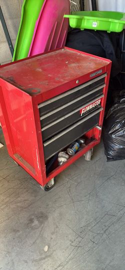 Craftsman Rolling Tool Cabinet on Wheels