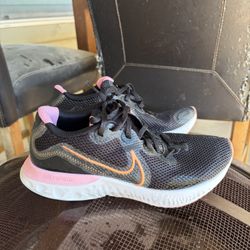 Nike Renew Run 8.5w 