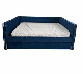 Trundle bed ( queen size on top, twin bottom pull out)
