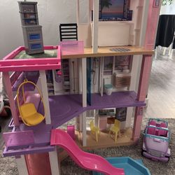 Barbie Doll House 