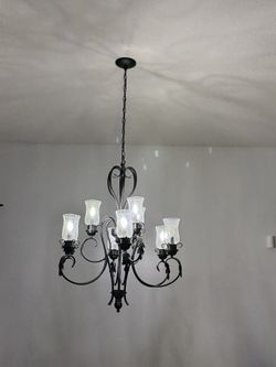 Chandelier / Candelabro