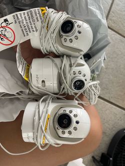 Infant Optics baby camera