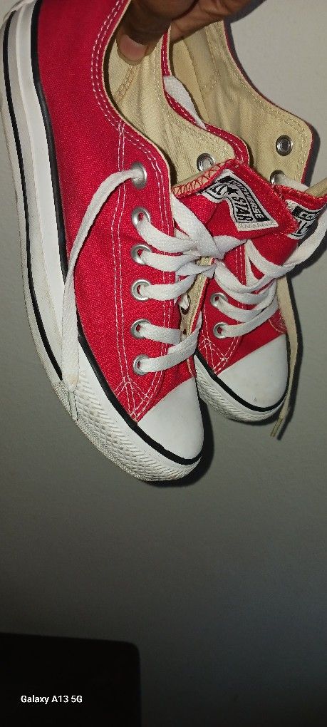 All Star Converse Red And White Wome Size 7, Good Condition $20