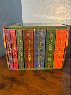 Harry Potter Complete Series Box Set Books 1-7 Paperback Good Condition