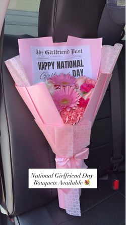 National Girlfriend Day Bouquets💐