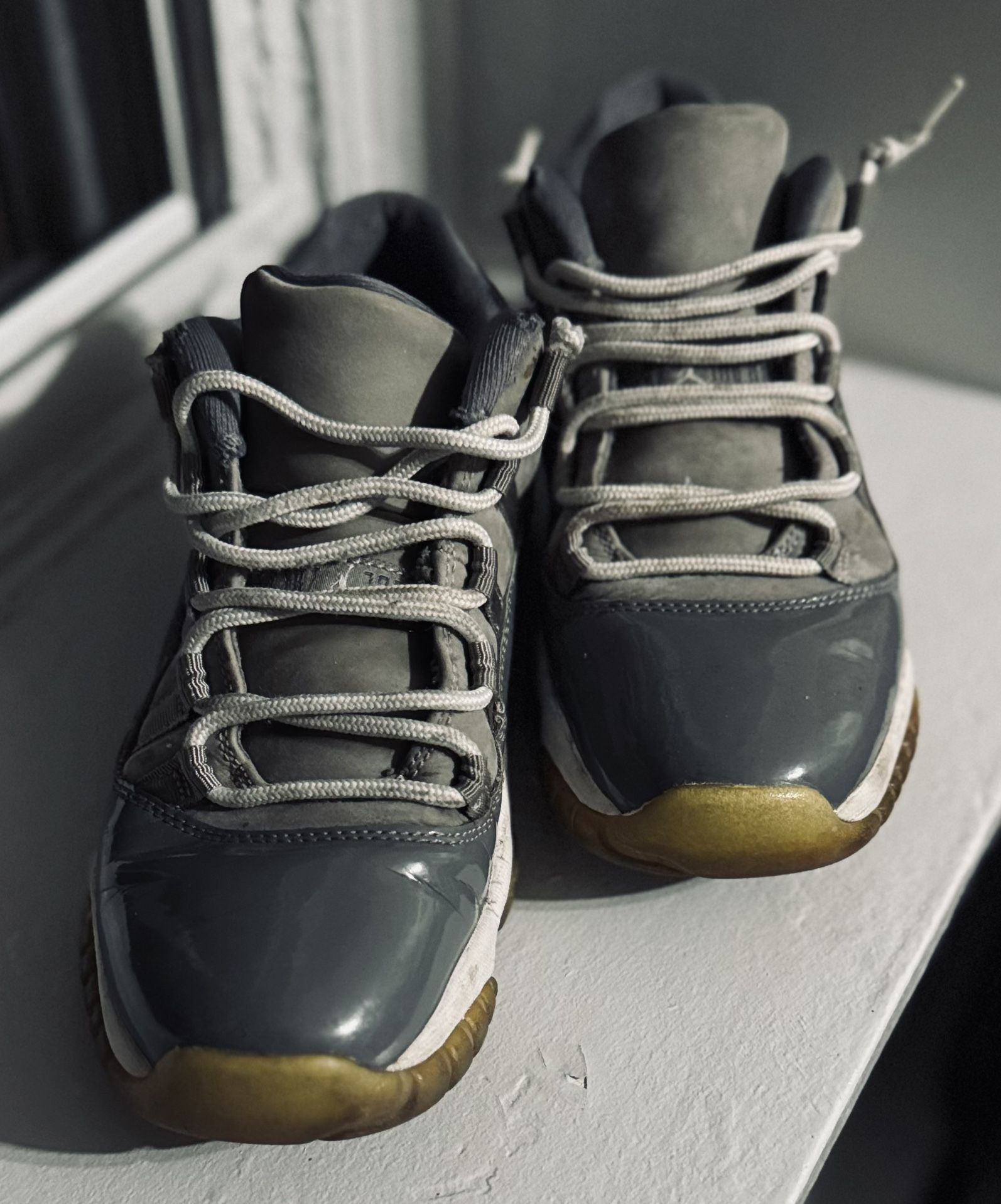 Jordan 11 Low Retro Sneakers