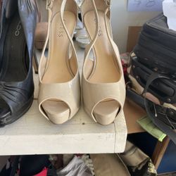 Guess Nude Heels Open Toe Size 8