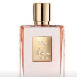 Love Dont Be Shy Spray.