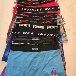 Boys Briefs 12 Pair Like New Mid Large