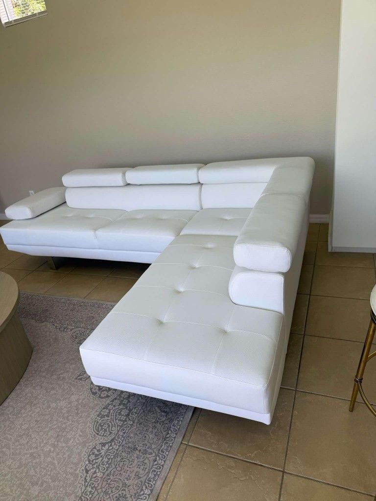 Brand New  Sectional Sofa / Sofa Seccional Nuevo  a Estrenar... FAST DELIVERY 🚚 