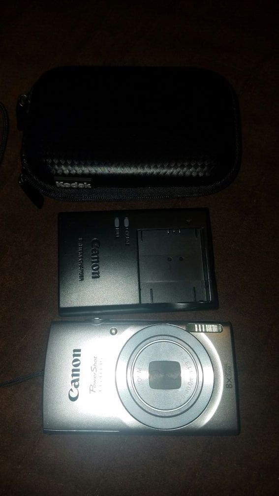 Canon, 16 megapixel cam with rechargeable battery and charger