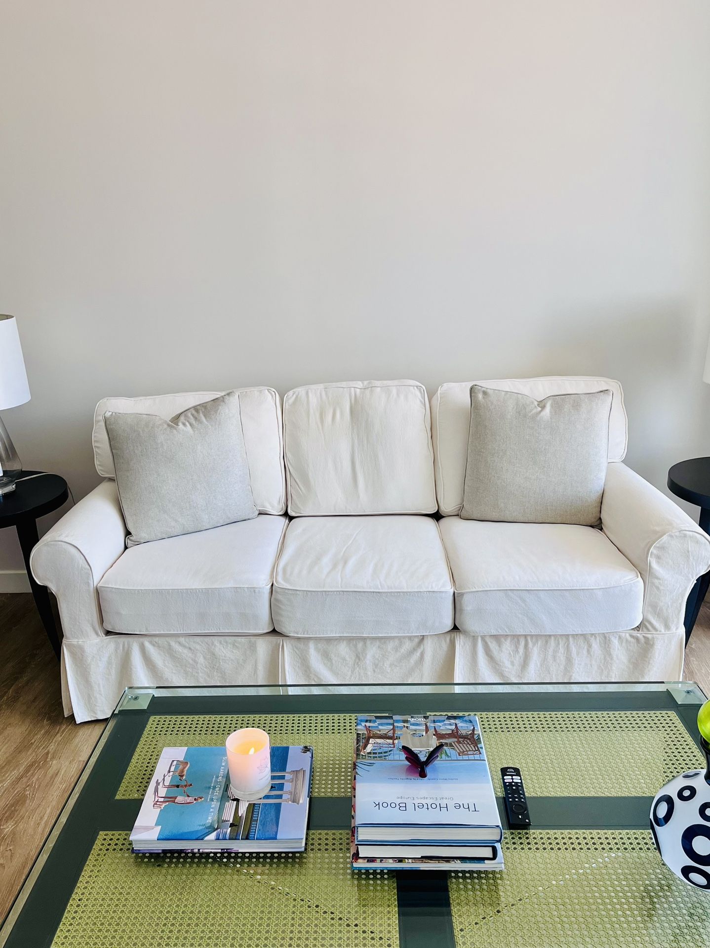 Beautiful couch for sale I need gone as soon as possible 350 or best offer