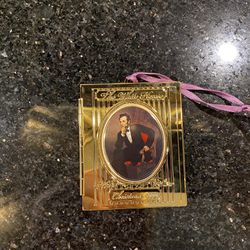 Presidental Christmas Ornament Abraham Lincoln Home Gold Finish 1999