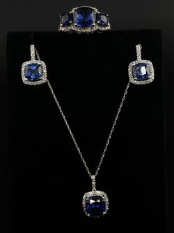 White gold set 🤩