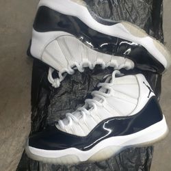 2018 OG Air Jordan Retro 11 "Concord" Size 9.5