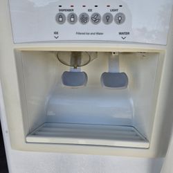 Kenmore Refrigerator & Whirlpool Stove