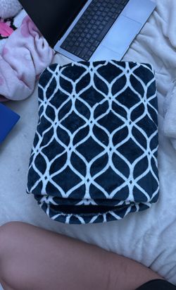 Brookstone heated throw blanket 50 x 60