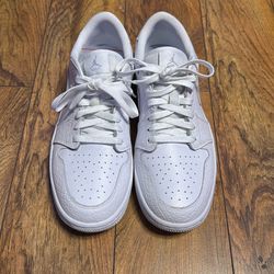 Shoes ( Air Jordan Golf )