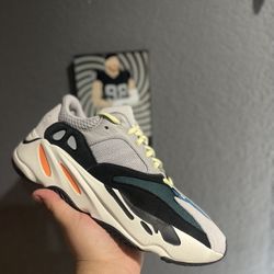 Yeezy 700 Wave Runner Size 9 