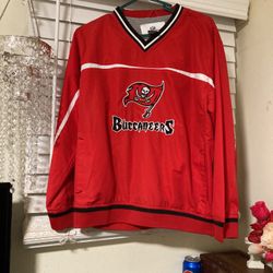 New Buccaneers sweatshirt 