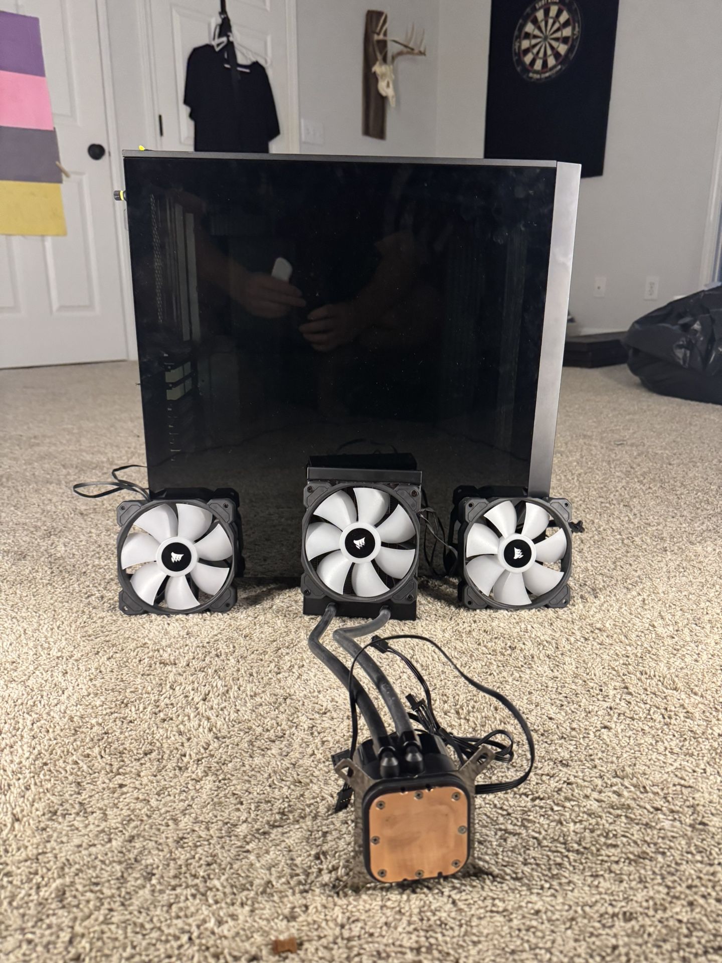 Corsair Vengeance 48.8 Liter ATX PC Case With Fans And Cooler