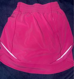 Lululemon Women's Hotty-Hot High Rise Skirt Long Sz 2