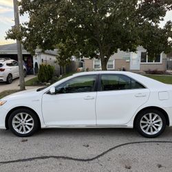 2013 Toyota Camry Hybrid