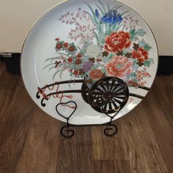 Japan Porcelain plate with Stand limited Edition Fukogawa 1978 
