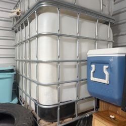 2 IBC Totes