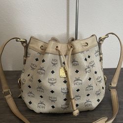 Mcm Bucket Bag