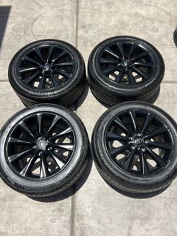 Set of Toyota 17in wheels 5x114.3 (5x4.5) Tires 235/50r17 Fit Camry Avalon RAV4 Lexus es is gs
