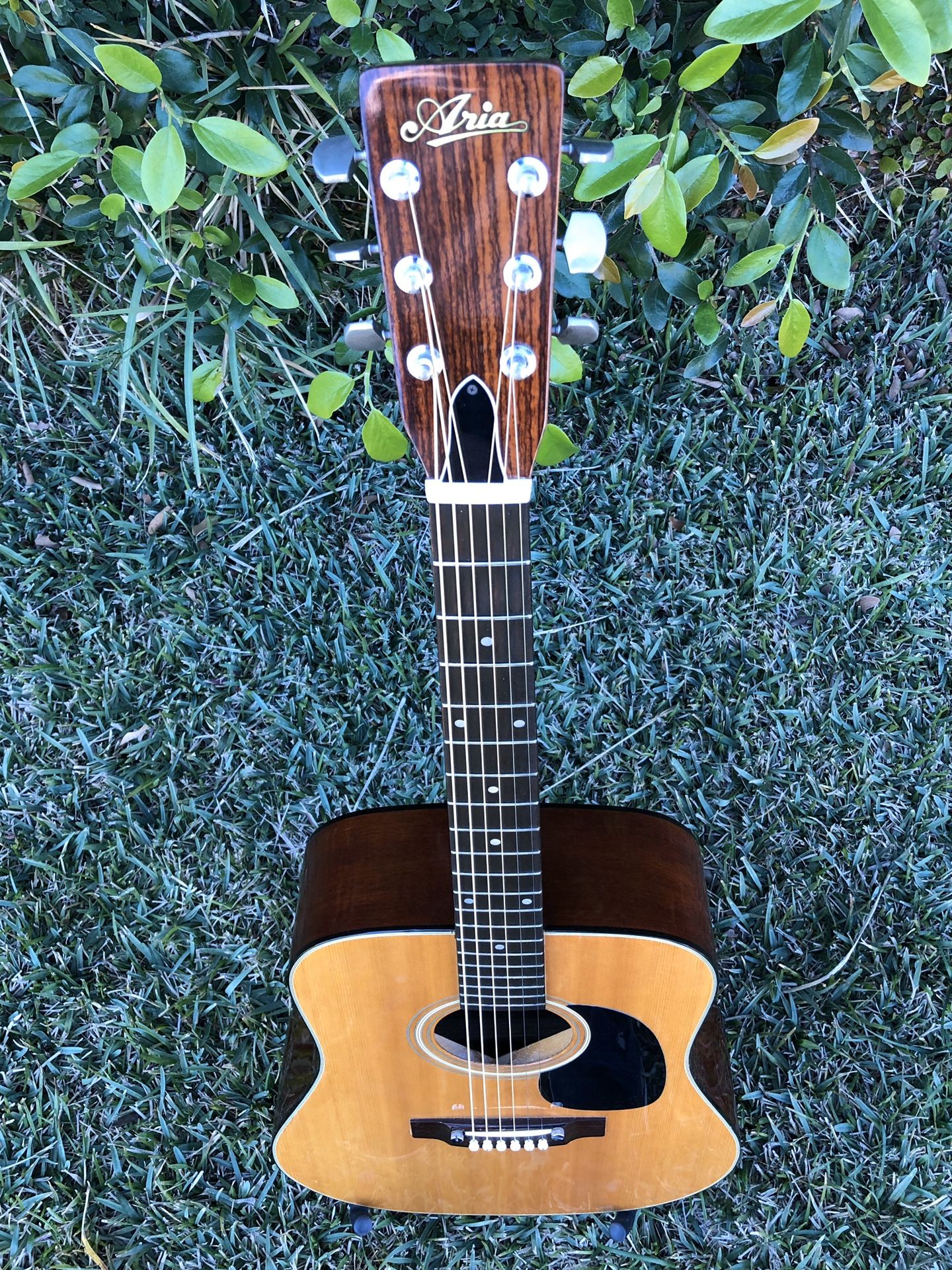 Vintage 1970’s Aria Acoustic Guitar Model 9020 Made In Japan