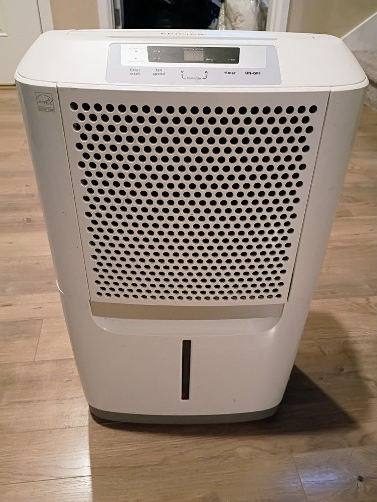 Frigidaire 70 Pint Dehumidifier In Very Good Condition 