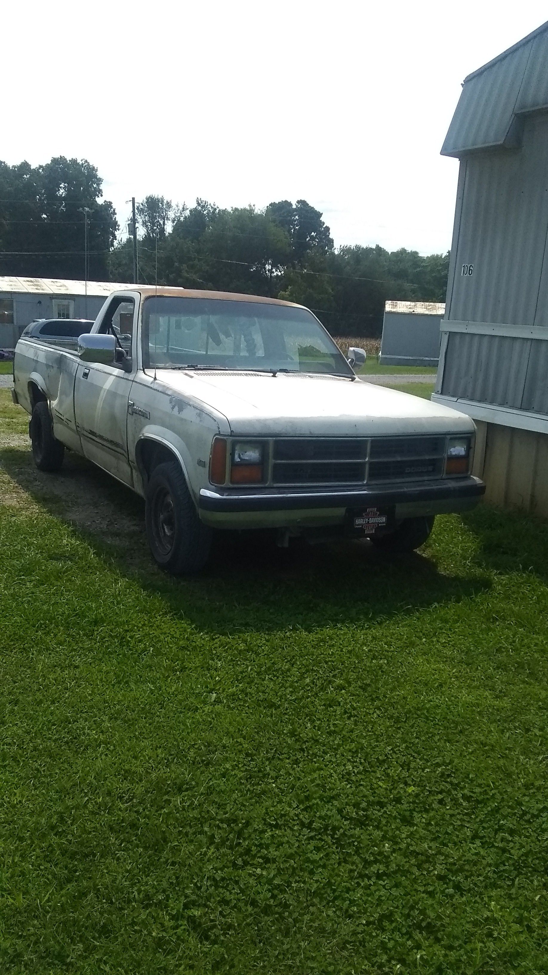 1987 Dodge Dakota