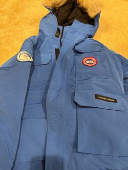 Canada Goose PBI Expedition Parka Youth Large 150 Blue Fur Hood