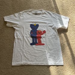Uniqlo x Kaws