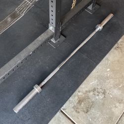 Titan fitness Olympic Barbell 60” 9.5” Sleeves