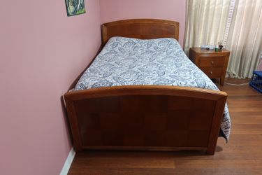 Bedroom with full size bed