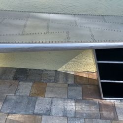 ** Aviation Wing Desk**