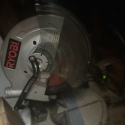 Ryobi 10 ‘ Table Saw