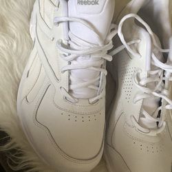 reebok white shoes sz10 new without box & tag