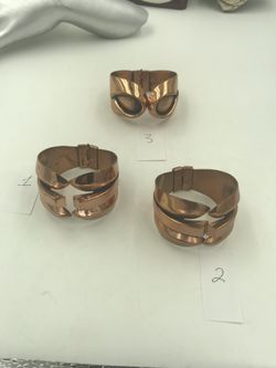 Choice of 1 Renoir hinge copper bangle