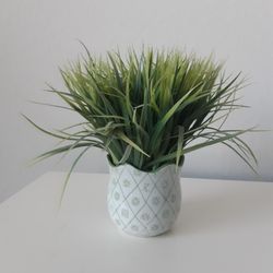 EACH ITEM FOR $5 EVERYTHING IN EXCELLENT 