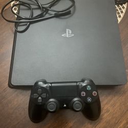 Ps4 Slim With One Controller And 2 Games 